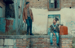 Da-sinistra-Massimo-Peluso-e-Corrado-Ardone-in-una-scena-del-film