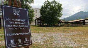 Villa romana Napoli est