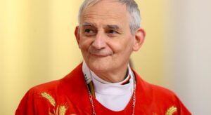 Cardinale Matteo Zuppi su povertà