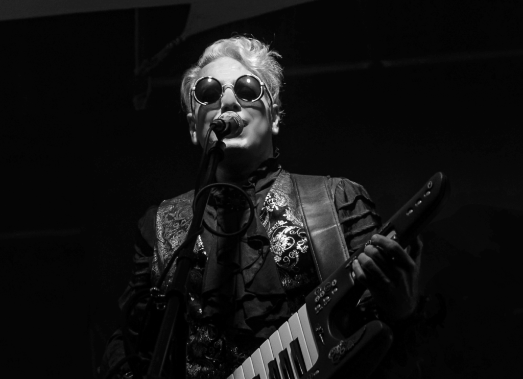 FABRYGORE & THE STEAM BAND