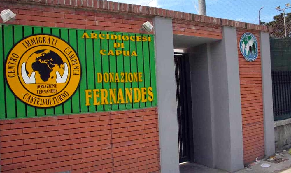 centro Fernandes a Castel Volturno